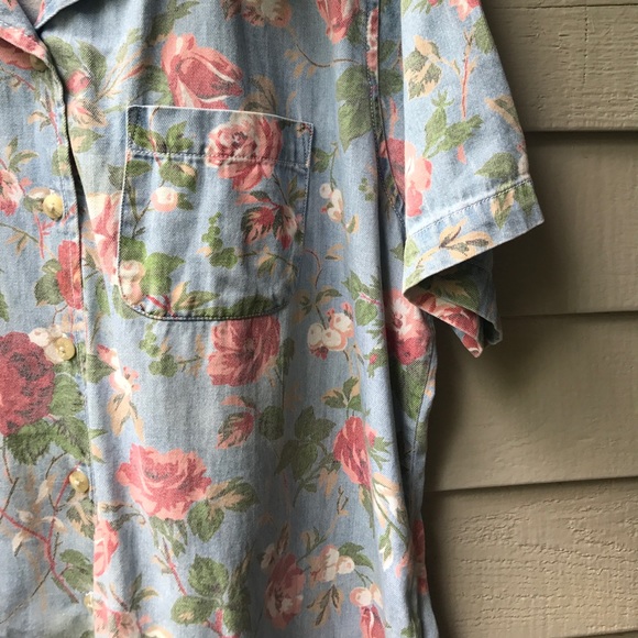 Vintage Gloria Vanderbilt floral shirt - Picture 3 of 3